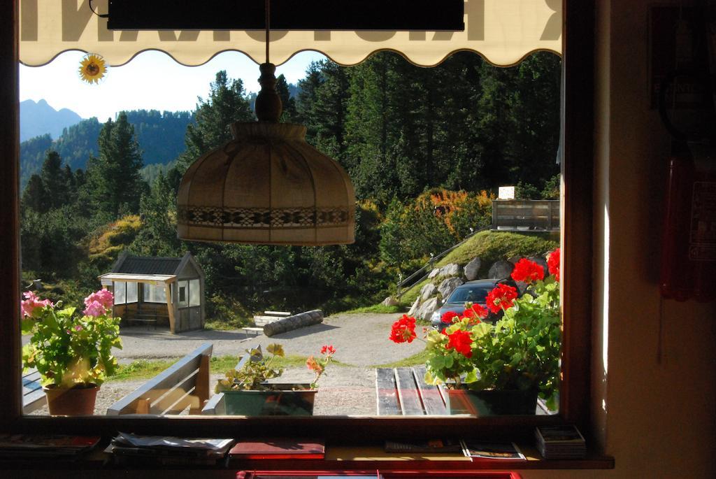 Rifugio Gardeccia Hutte Hotel Pozza di Fassa Exterior foto